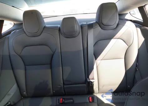 2025 Tesla Model 3 Long Range All-Wheel Drive from USA, damaged, VIN 5YJ3E1EB6SF951502